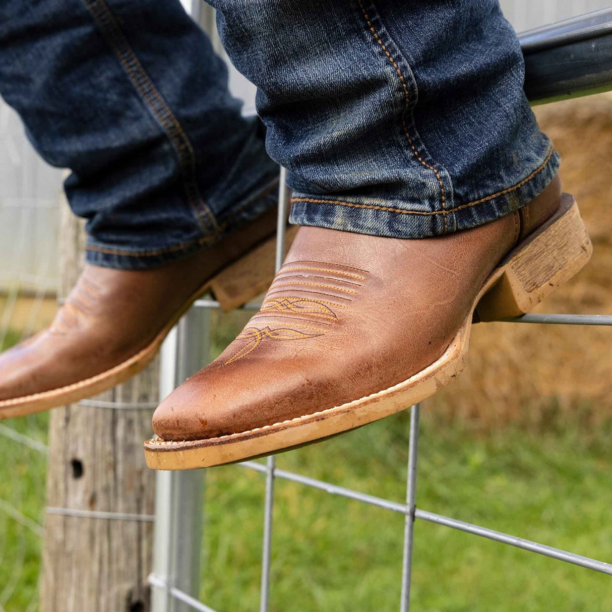 Men's Rebel Pro Western Boots Burnished Tan